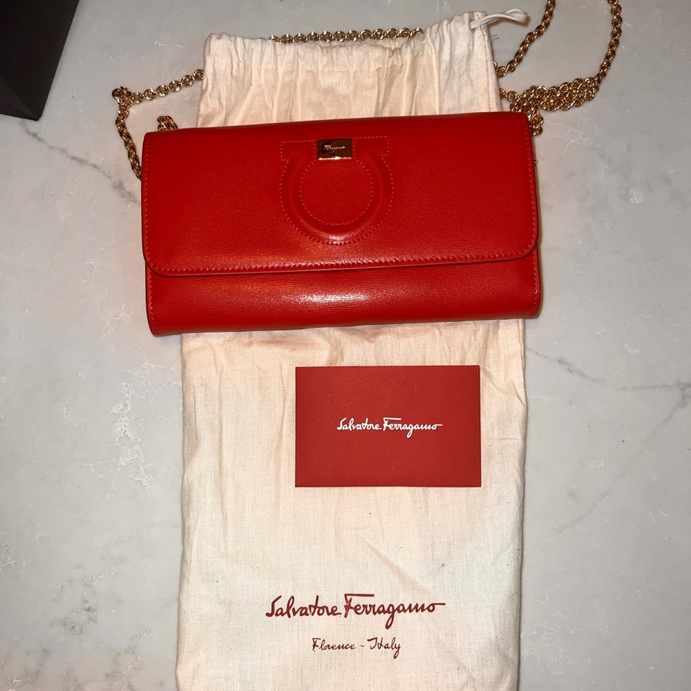 NWOT Ferragamo WOC